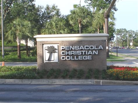 Pensacola Christian College transitions to Online Learning in response