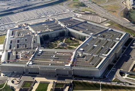 Pentagon: US arms industry struggling to keep up with China