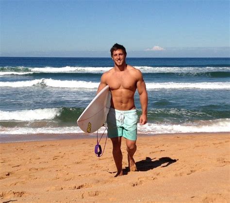 People - Photos Training camp, Rugby players, Surfer - Pinterest