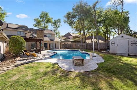 People Living at 1723 Hearthside Ct Richmond TX