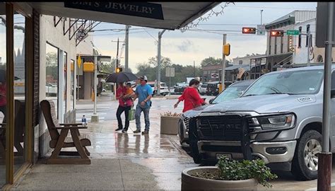 People in Llano welcome Wednesday rainfall