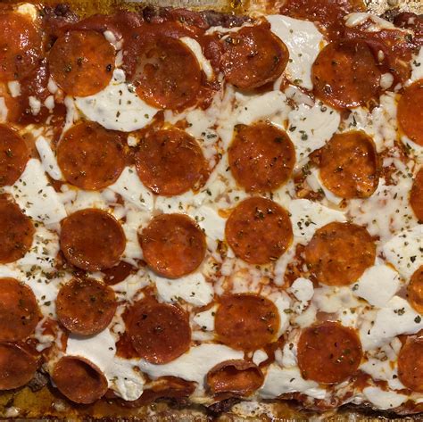 Pepperoni Meatza