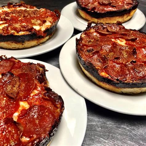 Pequod's. Pequod’s Frozen Pizza – Frozen: Preheat oven to 425 degrees. Remove Lid, Leave Pizza In Tin, Place On Middle Shelf In Oven. Heat for approximately 35-45 minutes. Please Note: Cooking times may vary, internal temperature should reach 165 degrees. 