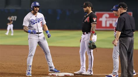 Peralta delivers winning hit against old team, Dodgers top Dbacks 2-0 as Arizona drops 8th straight