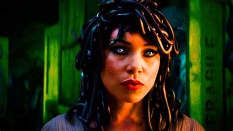 Jessica Parker Kennedy plays Medusa in Disney+’s Percy Jackson series. Percy, Annbeth and Grover end up visiting her in episode 3 as part of Percy’s quest. If you’re a fan of The Flash, you .... 