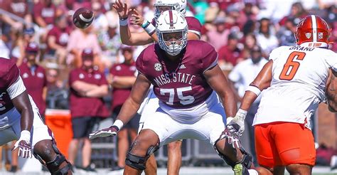 Mississippi State transfer offensive tackl