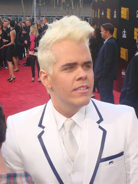 Perez Hilton - Wikipedia