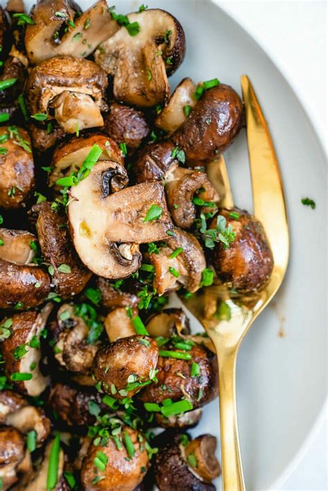 Perfect Roasted Mushrooms (Fast & Easy!) – A Couple …