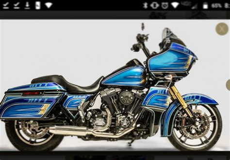 Performance harley. Here are the torque specs for standard Harley Davidson models: Front fork pinch bolts: 21-27 Nm (16-20 ft-lbs) Rear shock absorber bolts: 47-68 Nm (35-50 ft-lbs) It’s important to always refer to the specific model’s service manual for precise torque values. 