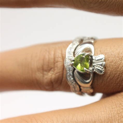 Peridot Claddagh Rings & Bands For Women - Diamondere