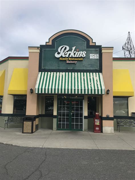 Perkins restaurant bakery. Things To Know About Perkins restaurant bakery. 