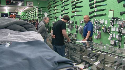 Permit requirement to buy pistol scrapped in North Carolina
