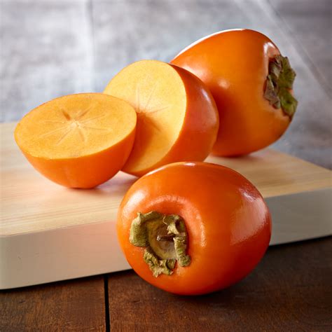 Permsimmon. How to Grow Persimmons From Seed. Harvest seeds from fully ripe persimmon fruit or purchase from a garden center. After harvesting seeds, soak them in water for three days and remove any remaining flesh. Place clean seeds in a damp paper towel and seal them in a glass or plastic container before putting them in the refrigerator for about three ... 