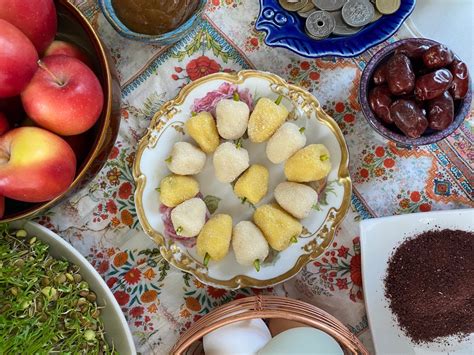 Persian New Year recipe: Marzipan Mulberries (Toot)