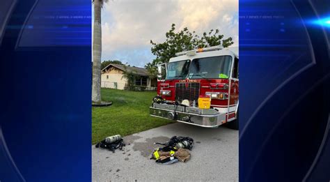 Person smoking while connected to oxygen tank causes Cape Coral house fire
