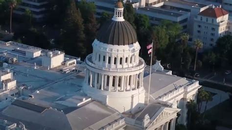 Person with gunshot wound found on steps of California Capitol