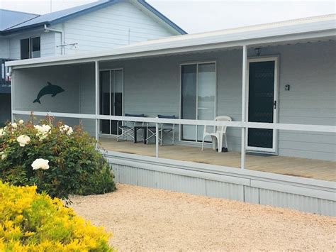 Pet Friendly Rentals in Tiddy Widdy Beach Rent By Owner™