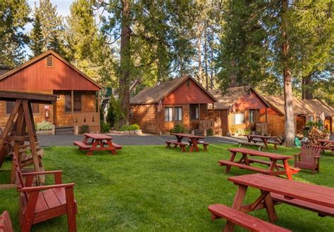 Pet friendly hotels lake tahoe. 515 Emerald Bay Rd, South Lake Tahoe, CA 96150-6505. 1 (530) 456-4425. E-mail hotel. Fireside Lodge Bed and Breakfast. 
