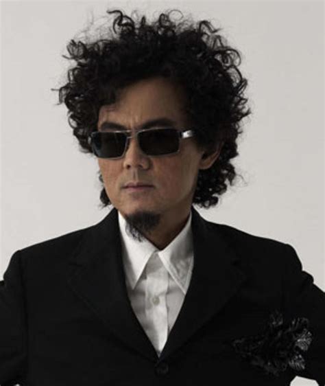 Petch osathanugrah biography examples