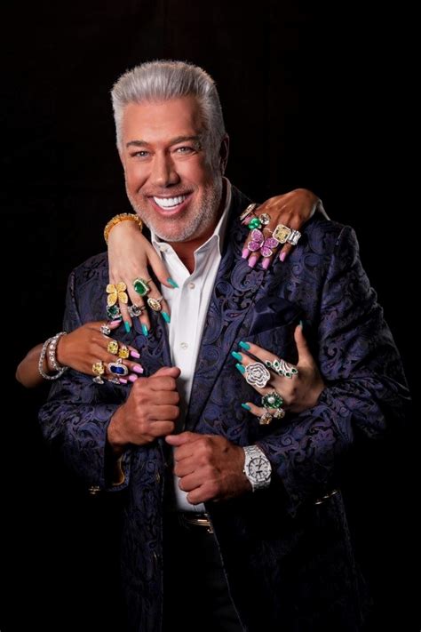 Peter marco. Personal Life. Peter Marco, whose real name is Peter Voutsas, is a well-known jewelry business owner. He is also recognized by his professional name, Peter Marco. As of 2024, he is 62 years old. Born in Beverly Hills, California, United States, on January 1, 1962, he became a prominent figure in the jewelry industry. 