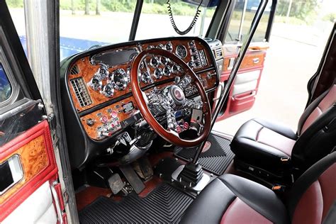 Peterbilt & Kenworth Interior Upholstery Kits | Daycab Company 1-800-316-5011 COLORS & STYLES We sew upholstery kits for Peterbilt and Kenworth trucks going back to the 1970s. We sew VIT Button Tuck for Peterbilt as well as Kenworth. Options include OEM colors and Exotic Optima Leathers that are 100% Urethane.. 