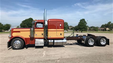 Mackinac359 photos: Winslow Moore Stripes - Paint schemes penned by former Peterbilt engineer Winslow Moore. Stripe decals are by JBOT.. 