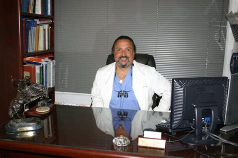 Peterson Richard Yelp Medellin