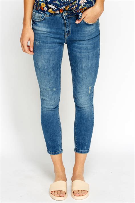 Petite jeans. Browse a variety of petite jeans for women in different styles, sizes and colors at Macy's. Find your perfect fit and enjoy free shipping with Macy's Star Rewards. 