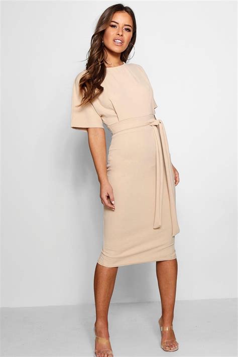 Petite work dresses. Shop fashionable work clothes for petites at Ann Taylor. Find a range of chic, polished pieces with that just-right fit for your office needs. Browse petite dresses, pants, skirts, … 