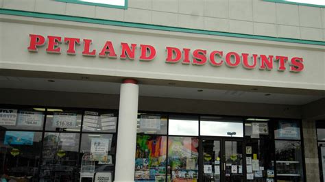 A day after the HSUS released the results of its undercover investigation and two days after police searched the premises, Petland announced that it was cutting ties with the franchise store in Fairfax, Virginia, and removed its company name from the building. Acting on a tip from the HSUS, Fairfax police searched the store with a warrant on April 1 and found 31 …. 