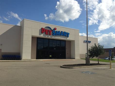 Visit your local Cincinnati PetSmart store for essential pet supplies like food, treats and more from top brands. Our store also offers Grooming, Training, Adoptions, Veterinary and Curbside Pickup. Find us at 650 Eastgate South Dr or call (513) 752-8463 to learn more. Earn PetSmart Treats loyalty points with every purchase and get members-only discounts.. 