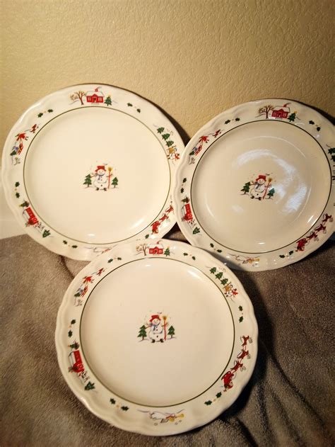 Very cute 20 piece set of Pfaltzgraff Snow Village Christmas dishes. This set includes four dinner plates, four cereal bowls, four cups and saucers, two bonus cups, and a salt and pepper shaker set. All pieces are in excellent condition. …