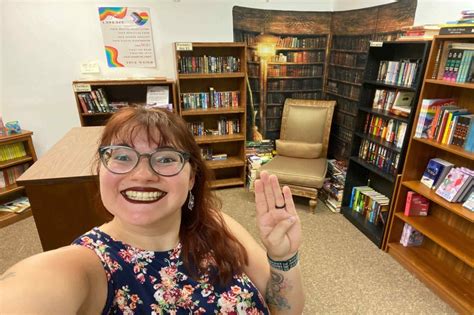 Pflugerville's Book Burrow closes in on a store after social media support