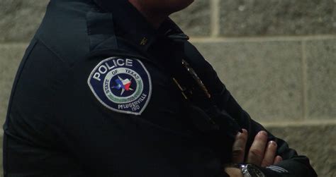 Pflugerville ISD police officer arrested after 'inappropriate interactions' with students