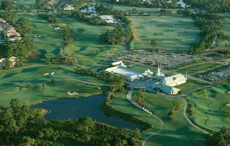 Pga village. Innisbrook Golf Resort in Florida is a golfing goldmine situated on the idyllic gulf coast at the Palm Harbor, a short drive north-west of Tampa. Featuring four championship golf courses, the most renowned being the Copperhead Course which is the annual host of the PGA Tour’s Valspar Championship, Innisbrook is one of Florida’s proudest ... 