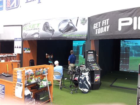 Pgatour superstore. 11 reviews and 33 photos of PGA TOUR Superstore - Fairfax "Great store with broad selection of everything golf. The practice bay areas and putting turf are great and have the latest technology and clubs for you to choose from. The clothing area is pretty large. The shoe department is loaded with plenty to choose from. I'd like to … 