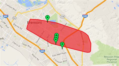 Pge fremont power outage. Pacific Gas & Electric is reporting on their outage map that 1,555 customers in Fremont are without power. The outage started at 4:46 a.m. and PG&E estimates the power will be restored by about 12 ... 