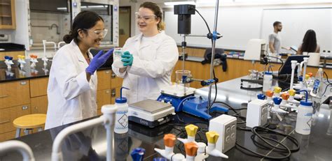 The program provides professional training in quantitative methods that prepares graduates for careers in the medical, pharmaceutical, environmental, and biotechnology industries. The M.S. in Pharmaceutical Chemistry requires 30 credits and includes 15 credit hours of core technical courses and 15 credit hours of technical electives. . 