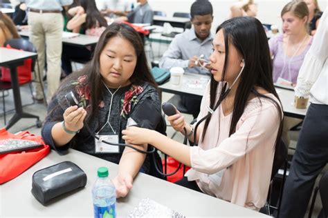 Pharmacy summer programs for undergraduates. Summer Student Research Program (NCTR) Visiting Pediatric Pharmacology Fellows Rotation Program. Highlights FDA training opportunities for undergraduate and graduate students. 