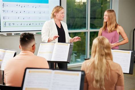 Aug 2, 2023 ... With degrees at the undergraduate, masters and doctoral levels, the music education area seeks to prepare students to become music educators of .... 