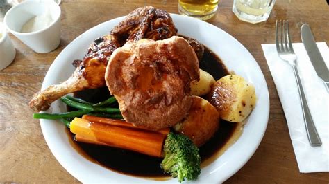 Phenomenal roast dinner - Review of Crown Bar & Bistro, …