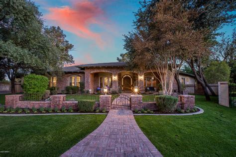 Pheonix real estate. West Phoenix - Phoenix AZ Real Estate - 678 Homes For Sale | Zillow. For Sale. Apply. Price Range. List Price. Monthly Payment. Minimum. –. Maximum. Apply. Beds & Baths. … 