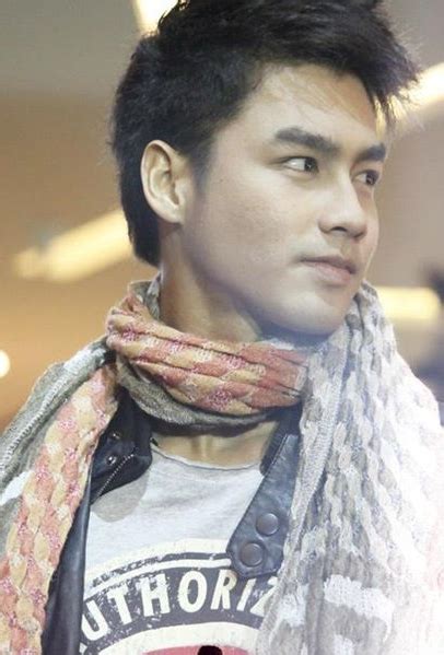 Phet thakrit hamannopjit biography definition