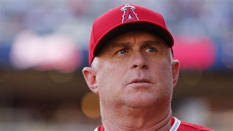 Phil Nevin won’t return as Angels’ manager after 2nd losing season