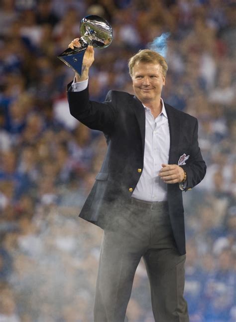 Phil Simms is still a Giant among men when it comes to talking …