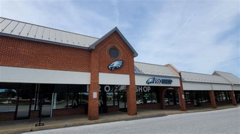 Philadelphia Eagles Pro Shop – Lancaster, PA 17602, 35 S …