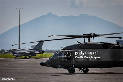 Philippine Air Force Bildbanksfoton och bilder - Getty Images