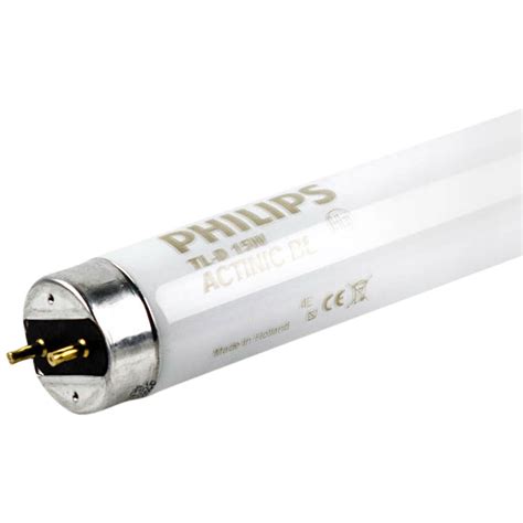 Philips 15W 18in T8 Black Light Fluorescent Tube - Bulbs.com