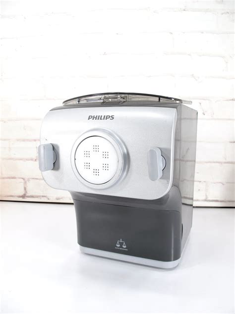 Philips Avance Pasta Maker with Integrated Scale HR2358/05