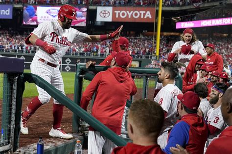 Phillies bring 3-1 NLCS lead into Game 5 against Padres